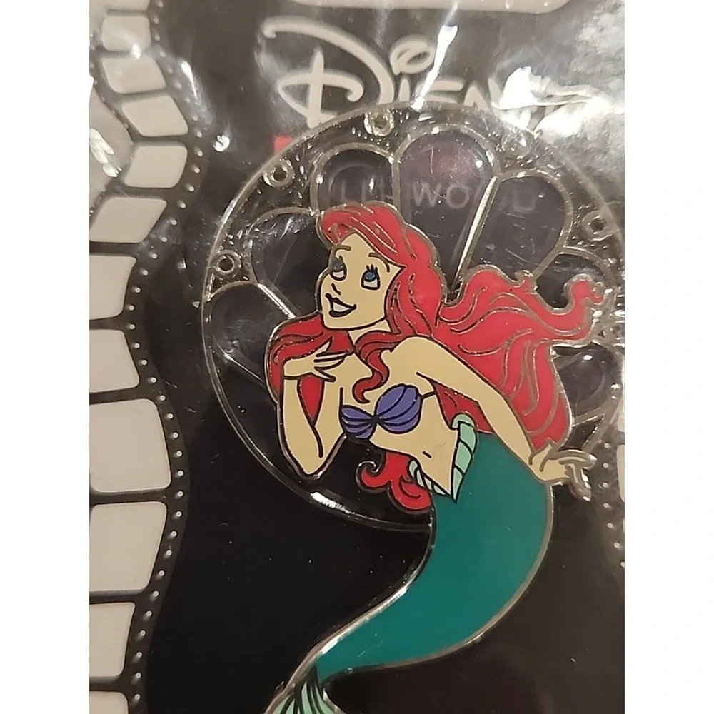 Disney Pin Ariel Princess Little Mermaid Clamshell 103820 Spherical‎ LE 400 DSSH